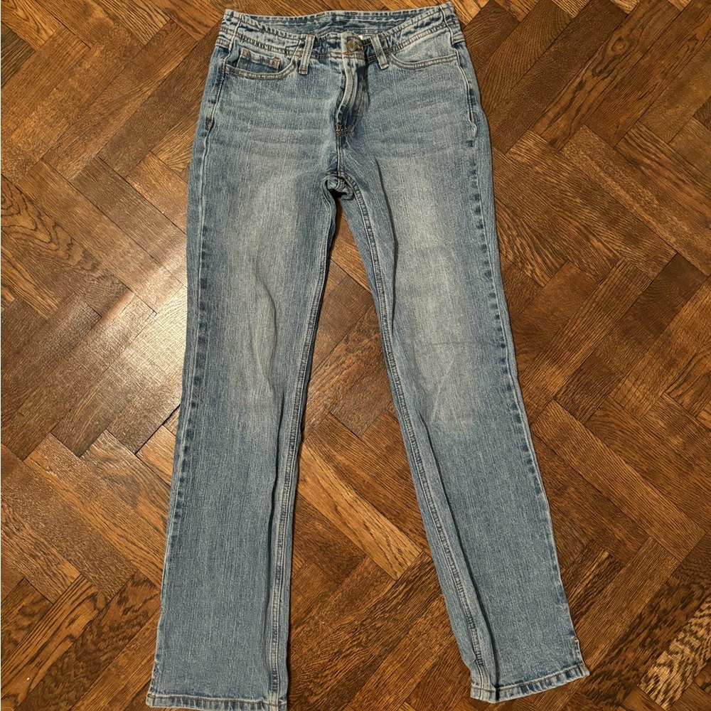 Low/mid rise flare light wash jean